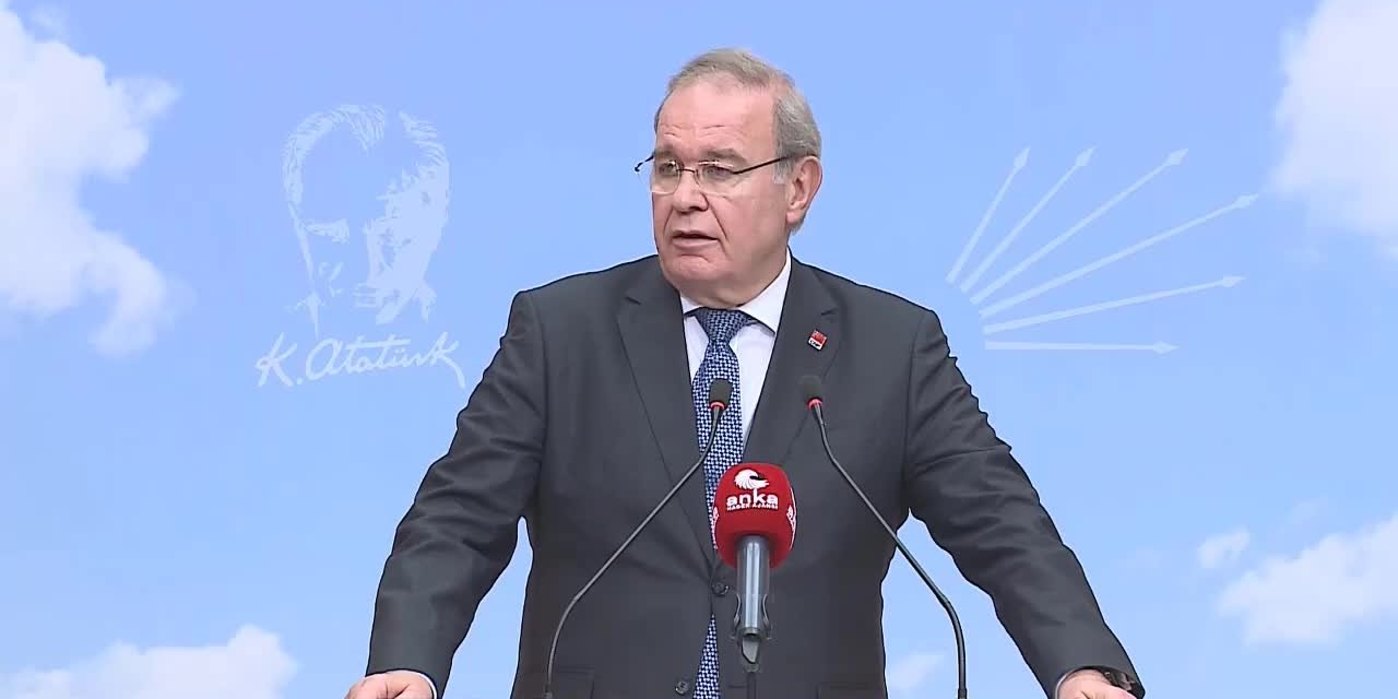 ÖZTRAK: "YAZI TURA İÇİN HAVAYA ATILAN PARAMIZ YERE İNENE KADAR DEĞER KAYBEDİYOR"