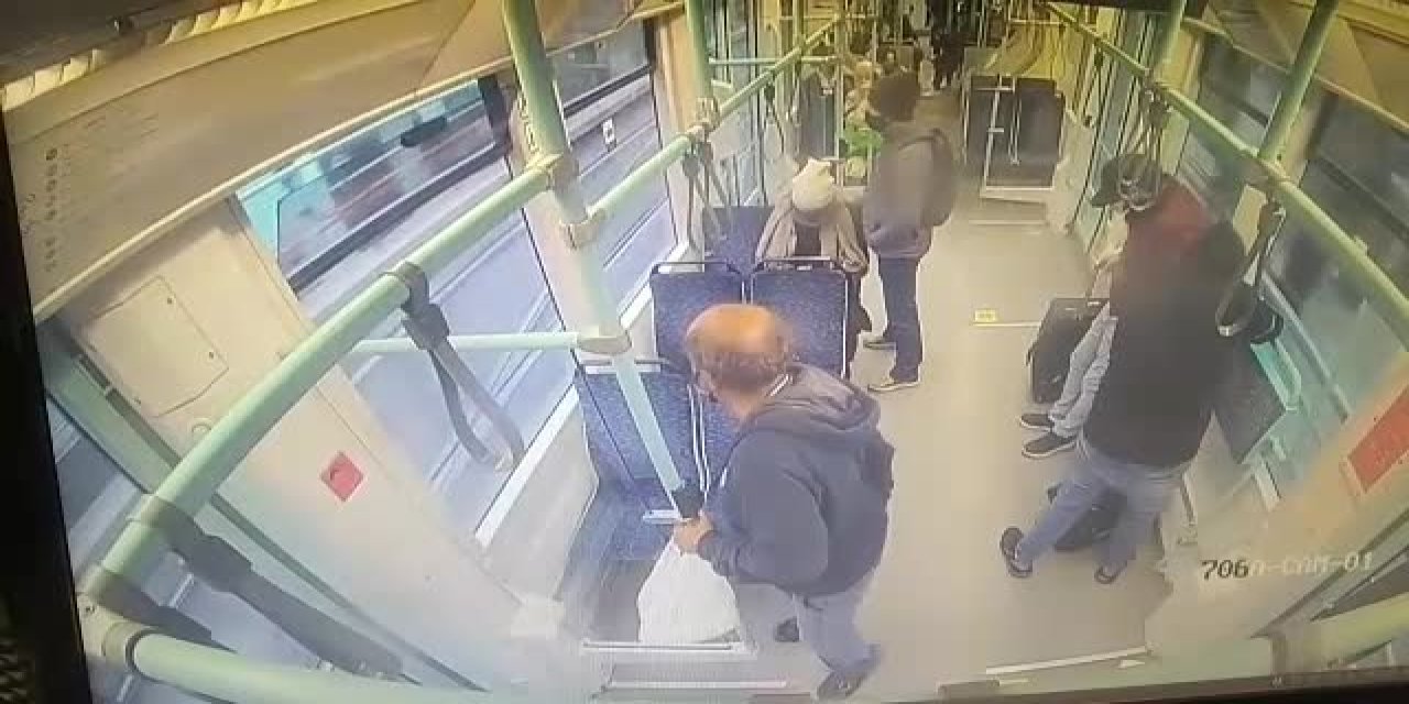 GEZGİN KÖPEK BOJİ’Yİ AKLAYAN GÖRÜNTÜLERİ MURAT ONGUN PAYLAŞTI