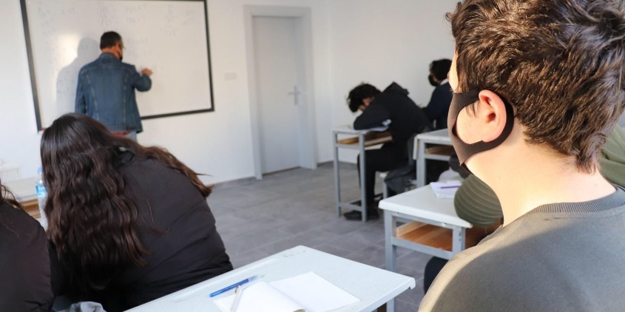 KARABURUN BELEDİYESİ KURS MERKEZİ EĞİTİMLERE BAŞLADI