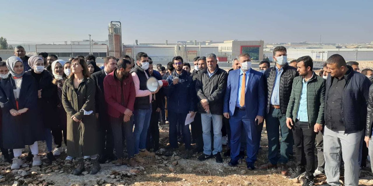 ŞANLIURFA'DA TEKSTİL İŞÇİLERİ SÜRESİZ EYLEM KARARI ALDI
