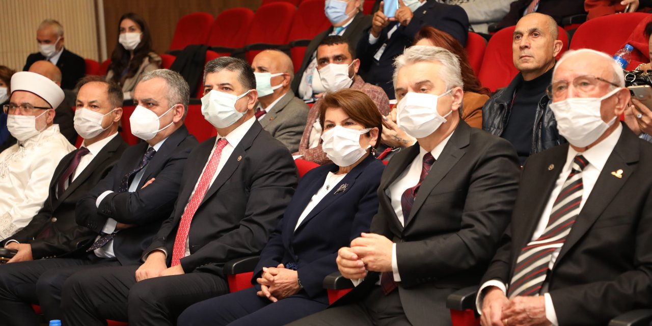 KIBRIS'IN FETHİNİN 450.YILI SEMPOZYUMU ANTALYA'DA BAŞLADI