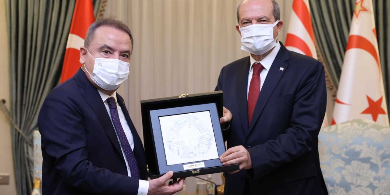 ANTALYA BÜYÜKŞEHİR BELEDİYE BAŞKANI BÖCEK, KKTC'DE