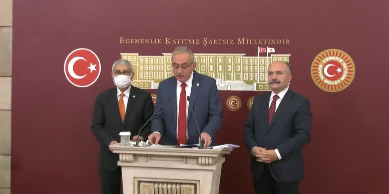 USTA: YILBAŞINDAN BU YANA DIŞ BORÇLARIMIZ 2,7 TRİLYON LİRA ARTTI. BU BİR İFLAS SENARYOSUDUR
