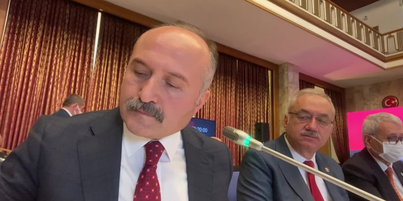 USTA: "ÖĞRENCİDEN FAİZ ALIRKEN NAS YOK MU"
