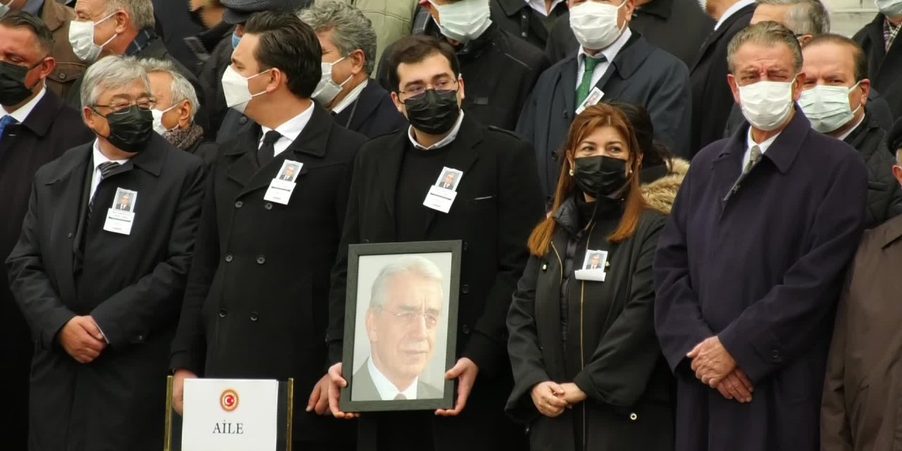 HASAN FEHMİ GÜNEŞ İÇİN TBMM'DE CENAZE TÖRENİ DÜZENLENDİ