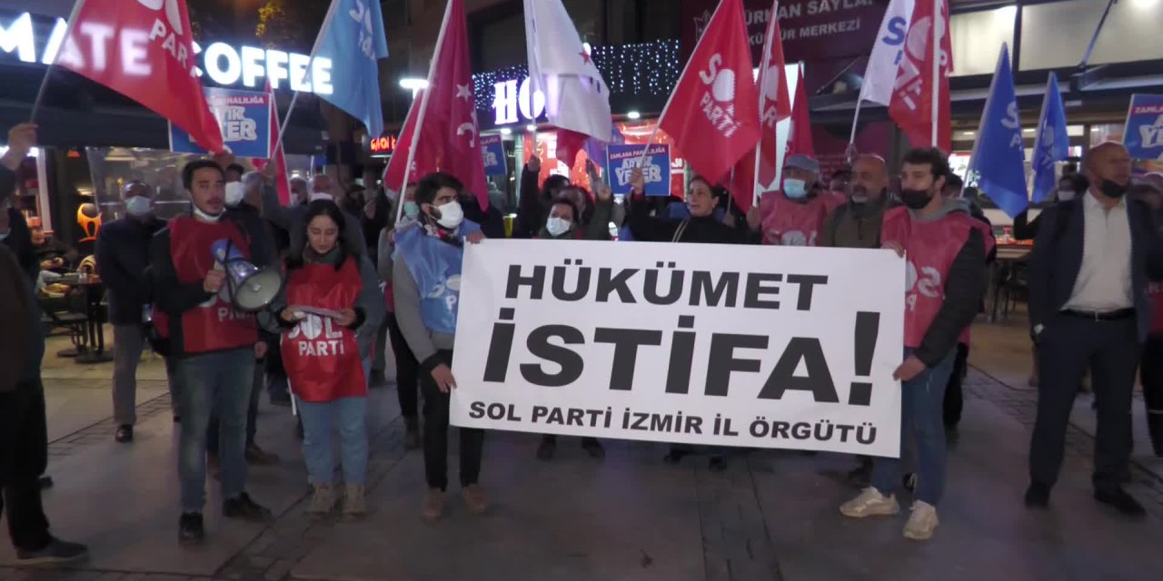 İZMİR'DE SOL PARTİ, TİP VE TKP'DEN DÖVİZ VE ZAM PROTESTOLARI