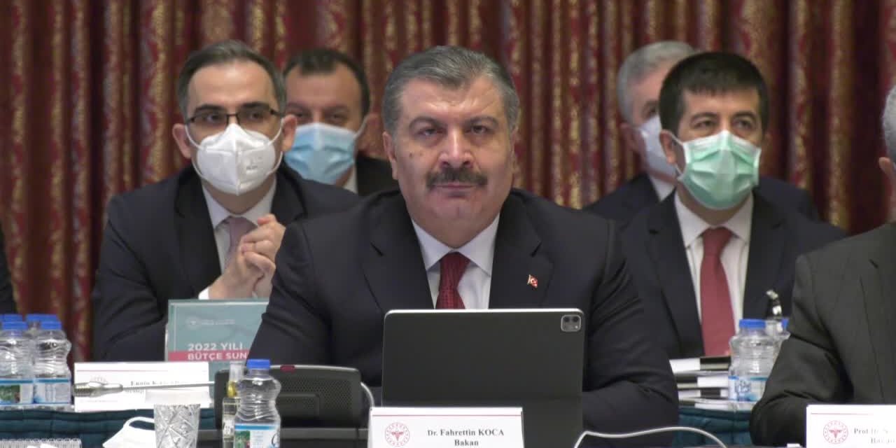 SAĞLIK BAKANI KOCA: “TURKOVAC, BUGÜN İTİBARIYLA ACİL KULLANIM ONAYINA MÜRACAAT ETMİŞTİR”