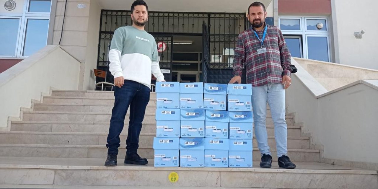 İZMİT BELEDİYESİ OKULLARA MALZEME DESTEĞİ SAĞLIYOR