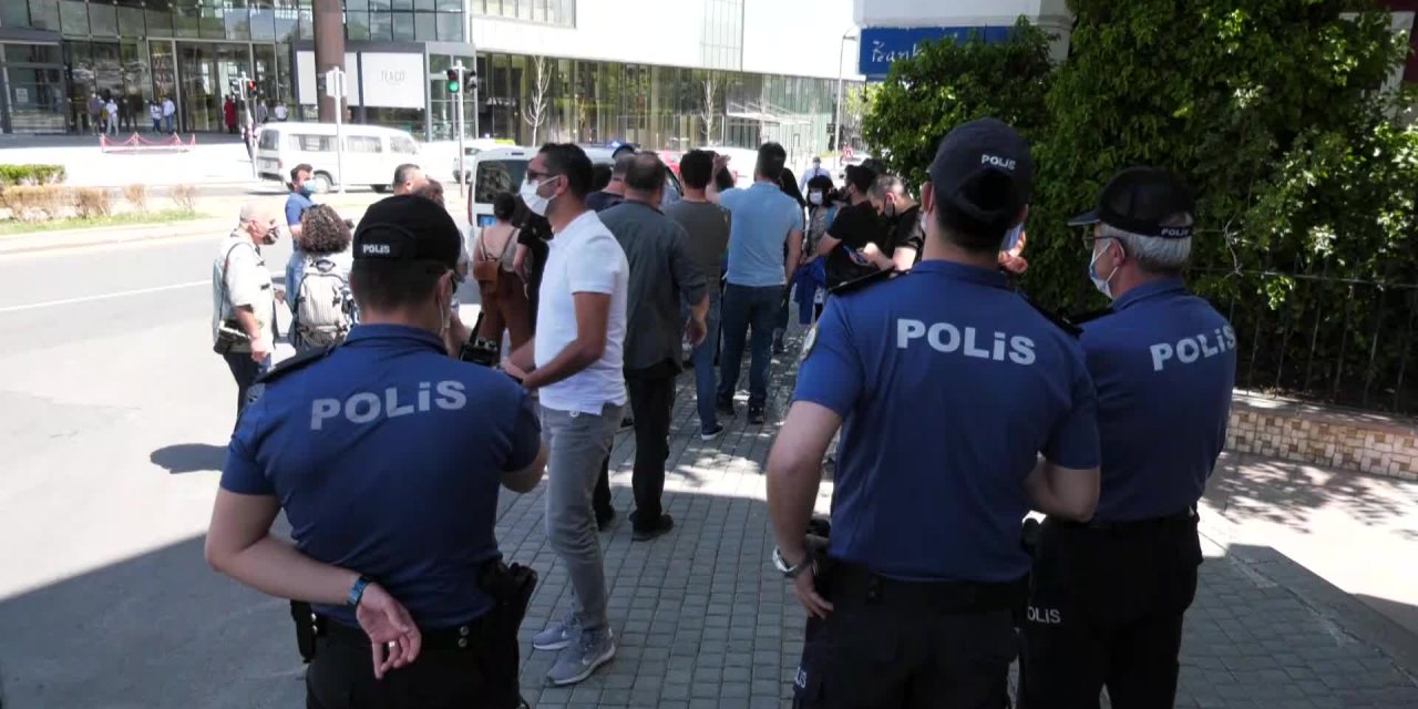 ANKARA'DAKİ KOLOMBİYALILARIN PROTESTOLARINA POLİS ENGELİ