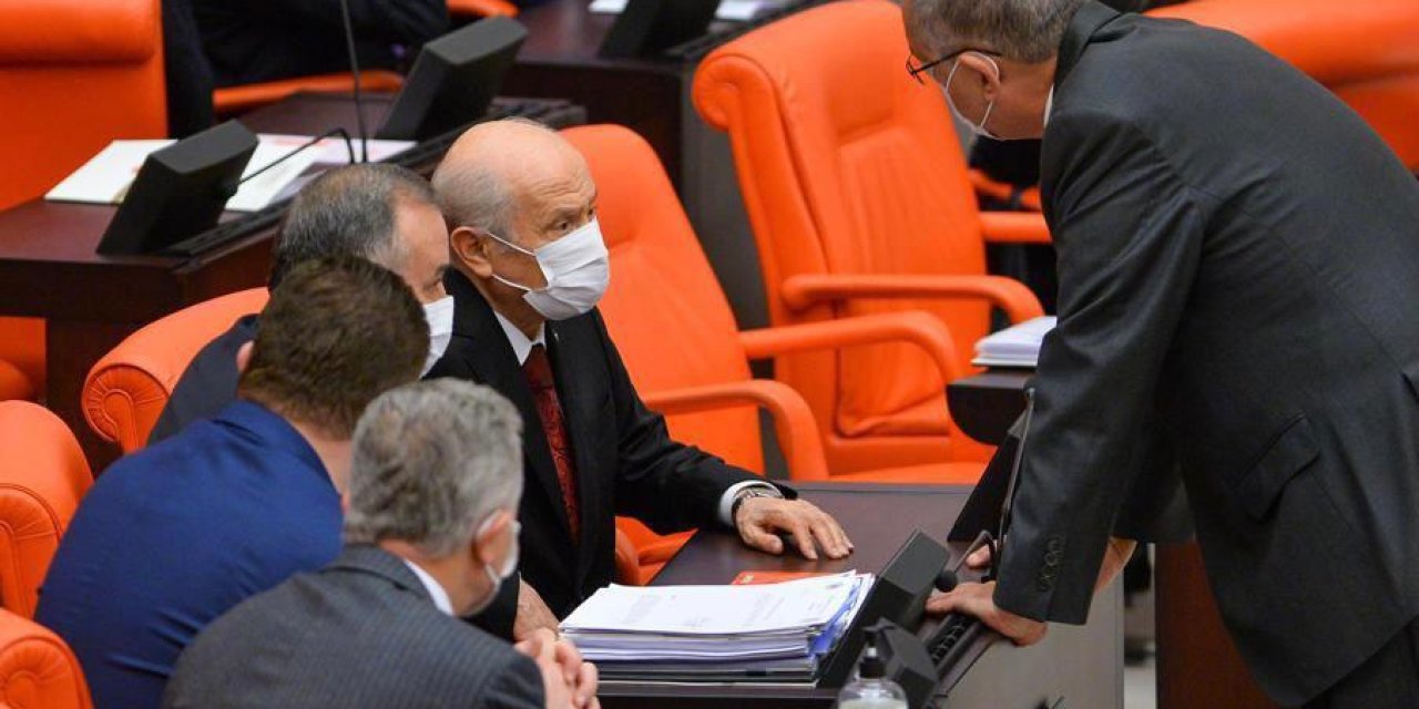 TBMM'DE SICAK GÖRÜŞME: CHP'Lİ SERTEL İNFAZ KORUMA MEMURLARI VE İTFAİYECİLER İÇİN DESTEK İSTEDİ, BAHÇELİ KURMAYLARINA TALİMAT VERDİ