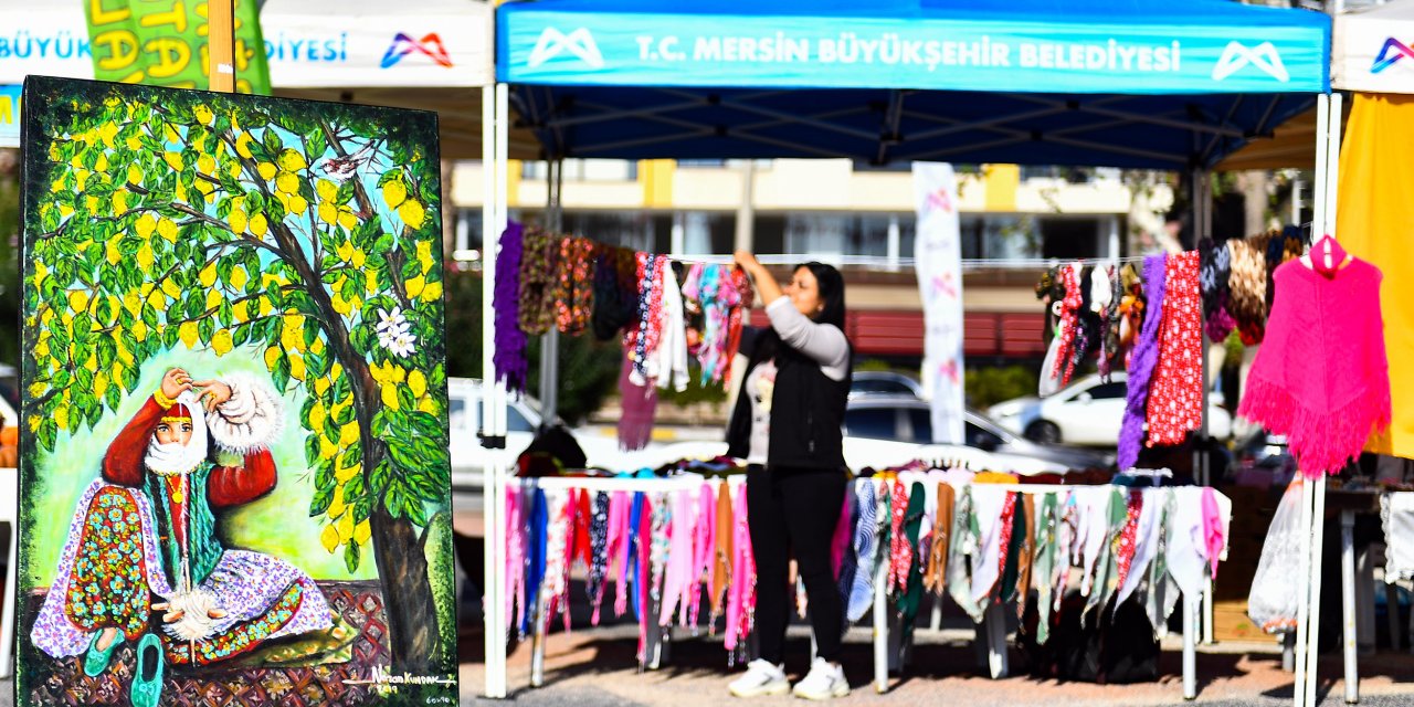 MERSİN BÜYÜKŞEHİR’İN DESTEĞİ İLE KADIN EMEĞİ ÜRETİCİ KADIN STANTLARI’NDA