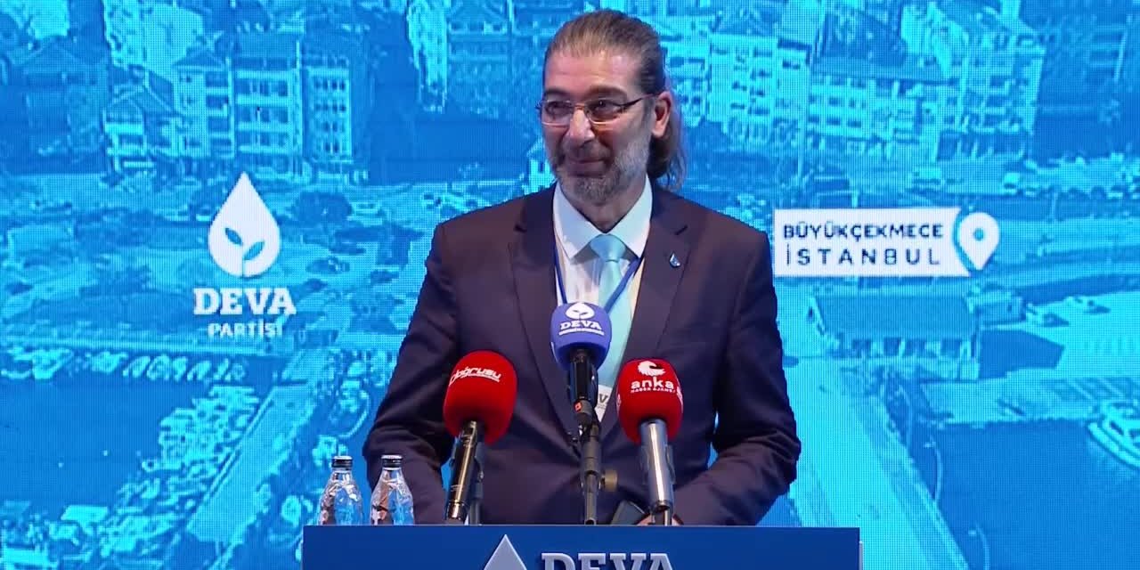 DEVA PARTİSİ İLÇE BAŞKANI DR. EKREM YILMAZ: "ÜLKEMIZ EKONOMIK, SİYASAL AÇIDAN EN SIKINTILI ZAMANLARINI YAŞIYOR"