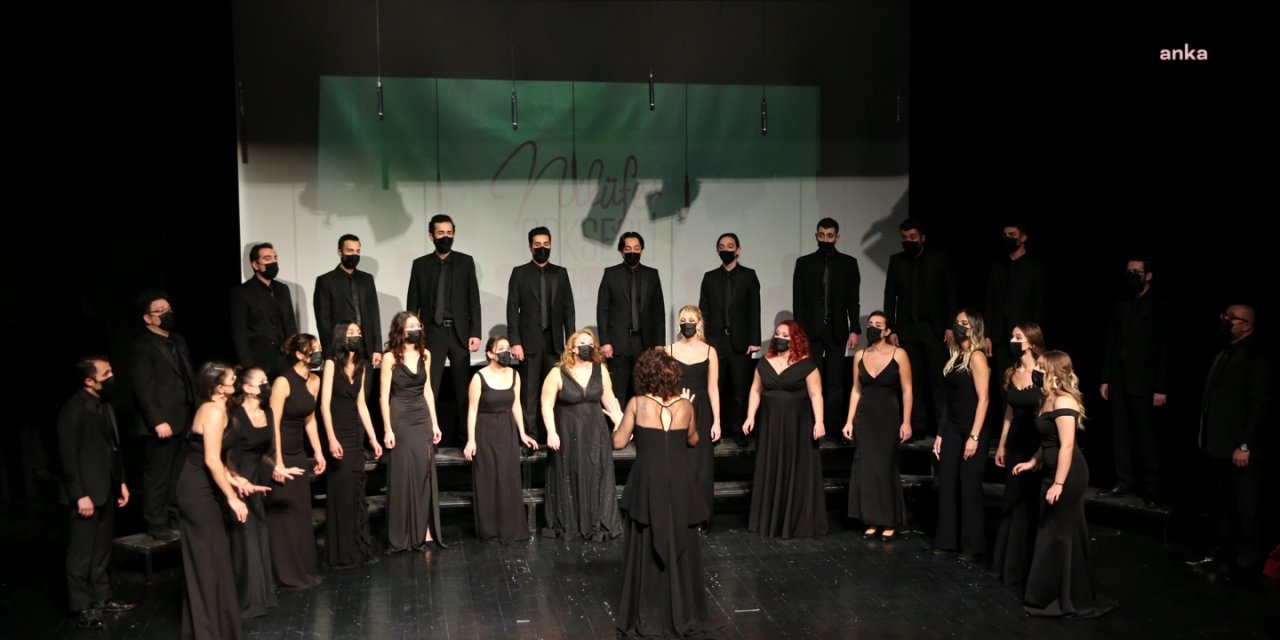 NİLÜFER BELEDİYESİ ÇOKSESLİ KOROSU 15. YILINI KUTLADI