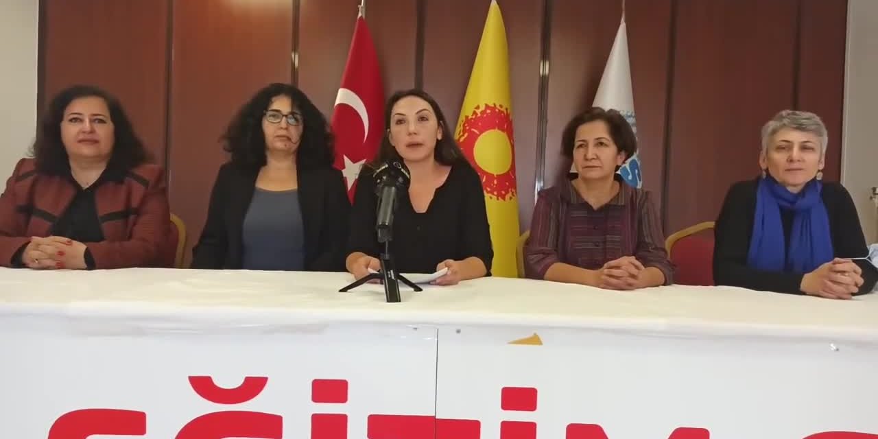 EĞİTİM-SEN: “TOPLUMSAL CİNSİYET EŞİTLİĞİ EĞİTİMİ ZORUNLU DERS OLARAK OKUTULSUN"