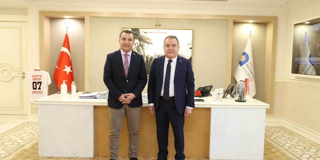 ANTALYA GAZETECİLER CEMİYETİ'NDEN MUHİTTİN BÖCEK'E ZİYARET