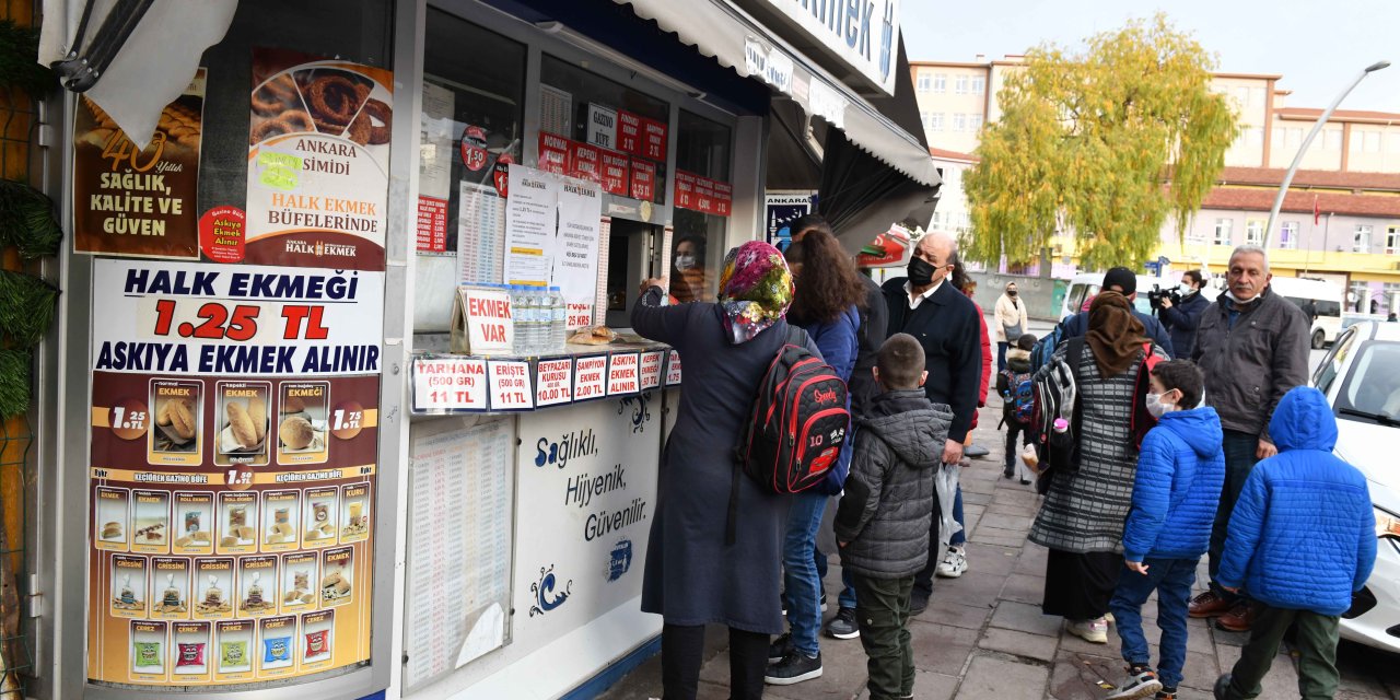 ANKARA'DA HALK EKMEK BÜFELERİ VE MOBİL FIRIN PAZAR GÜNÜ DE AÇIK