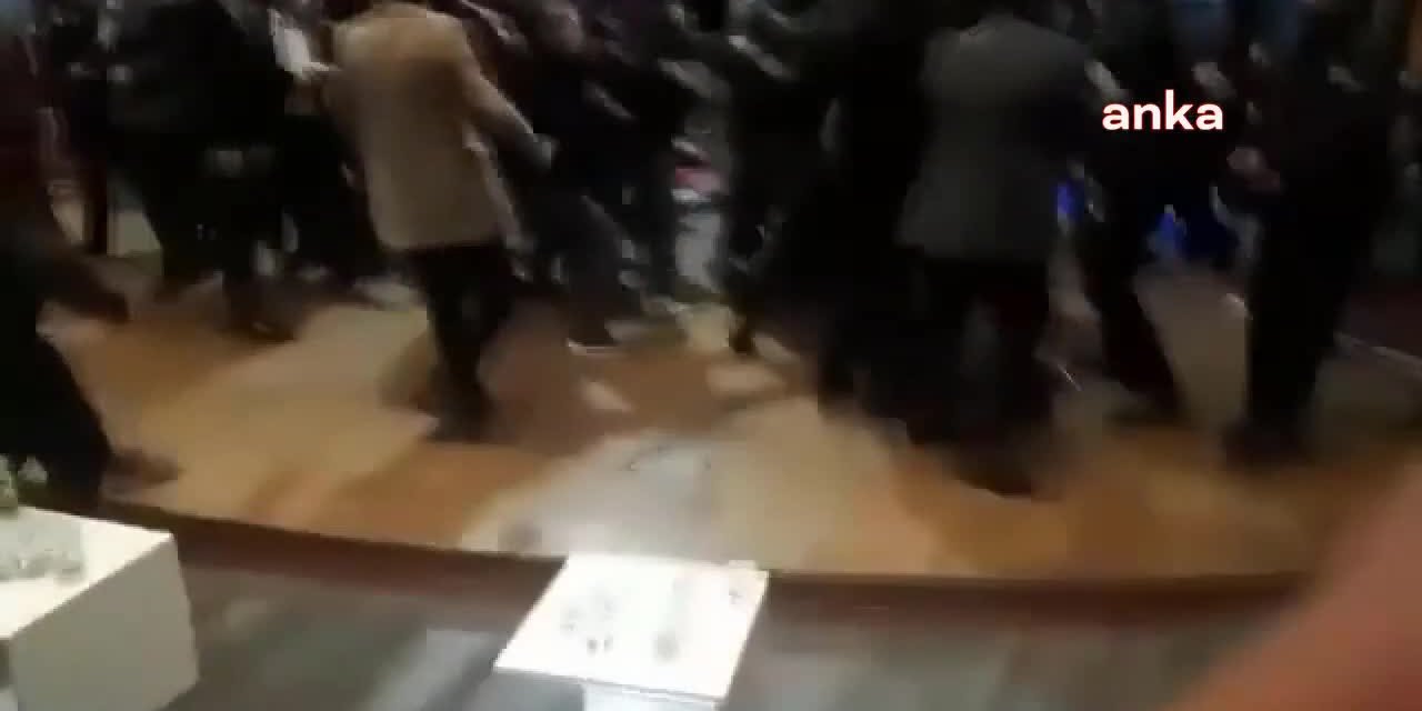 TÜRKEŞ VAKFI SUÇ DUYURUSUNDA BULUNACAK