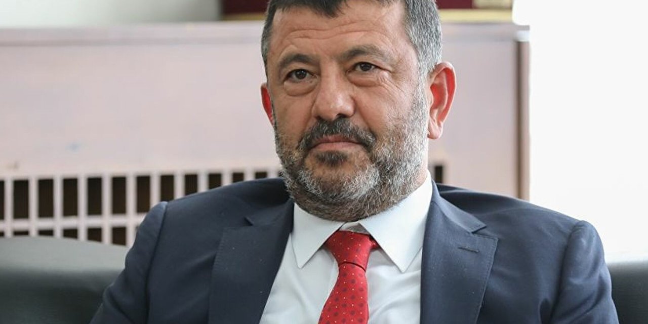 VELİ AĞBABA AÇIKLADI: ASGARİ ÜCRETLİNİN SOFRASINDAN 65 EKMEK GİTTİ