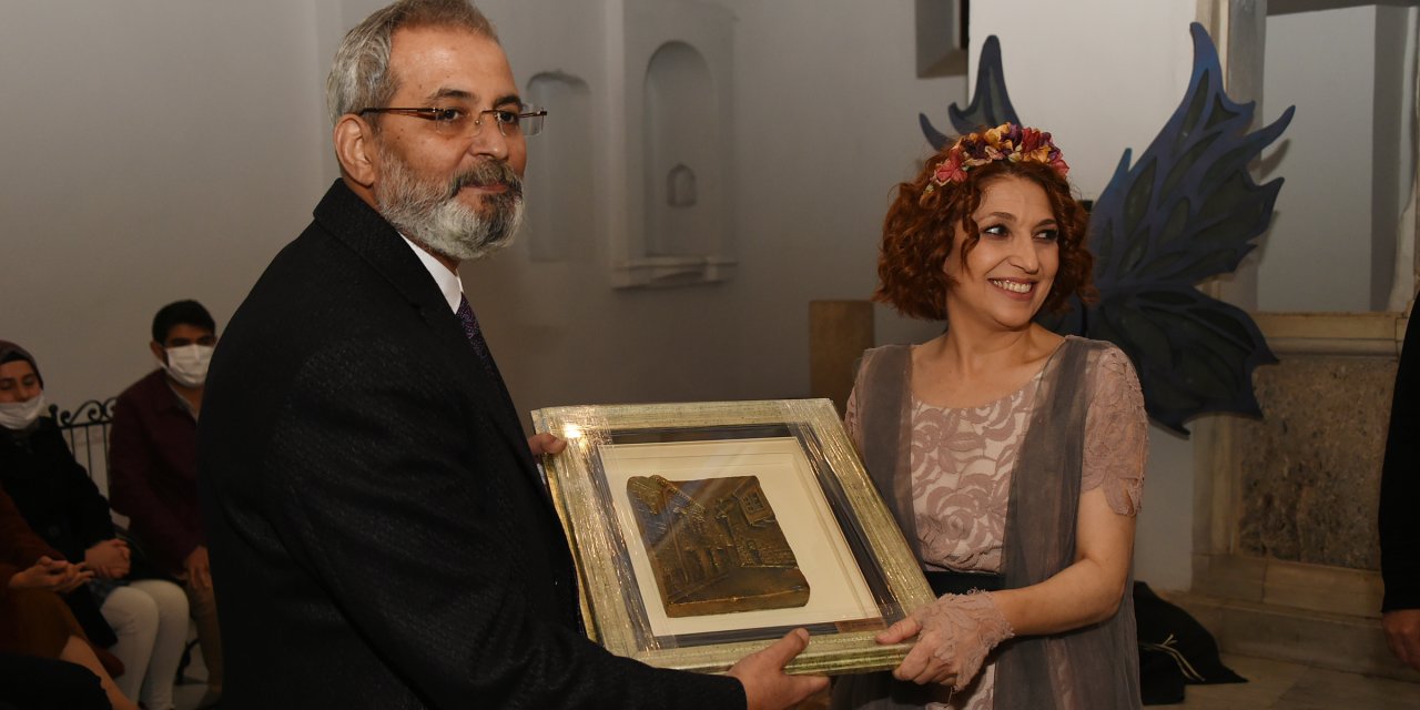 TARSUS'DA "SHAKESPEARE VE MÜZİK" PERFORMANSI
