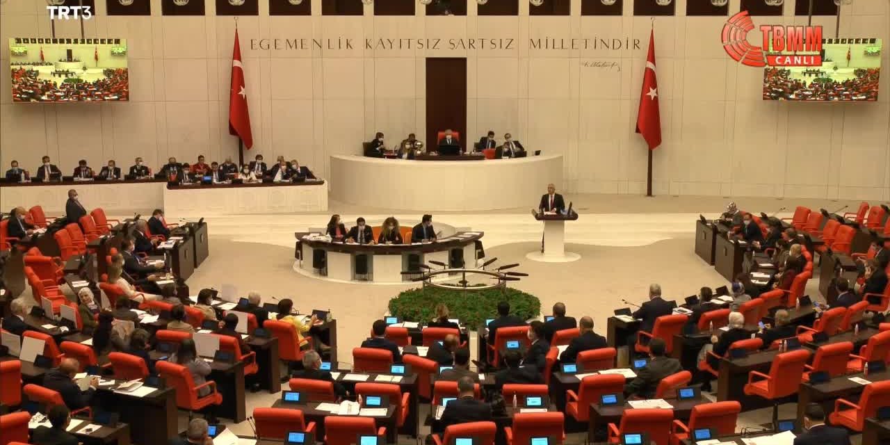 GERGERLİOĞLU: "BİR DENİZ KABUĞUNUN YASAKLANDIĞI BİR YERDE, NEREDE İNSAN HAKLARI EYLEM PLANI"