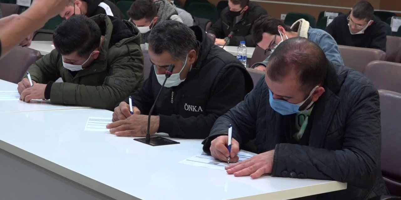 ALTIN BİLEZİK İŞ ARAYANLARLA İŞ VERENLERİ BULUŞTURUYOR