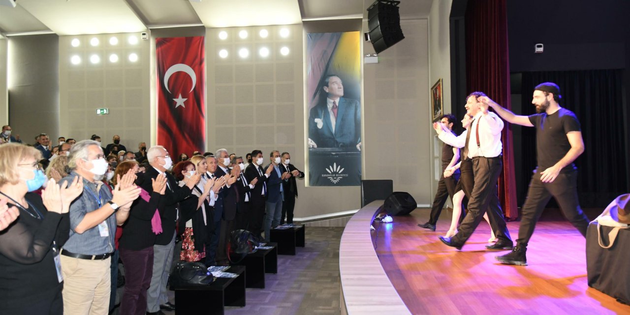 KARABAĞLAR "BİR GARİP ORHAN VELİ" İÇİN BULUŞTU