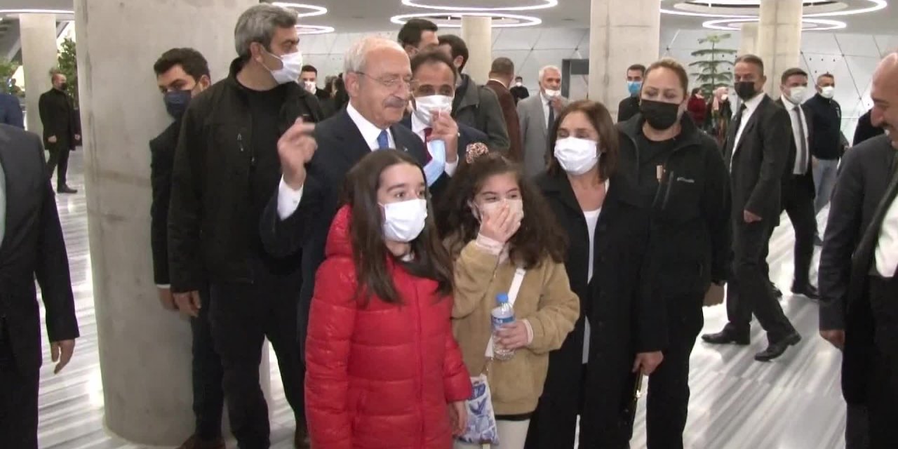KILIÇDAROĞLU, YUNUS EMRE YILI ÖZEL KONSERİ'NE KATILDI