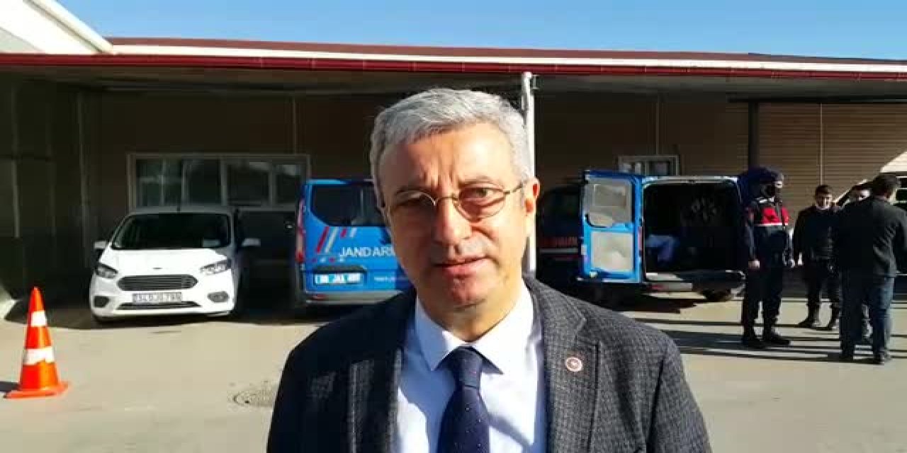ANTMEN GÖZALTINA ALINAN ÖĞRENCİLERİN YANINA GİTTİ: "ÇOCUKLARDAN BU KADAR KORKMAYIN"