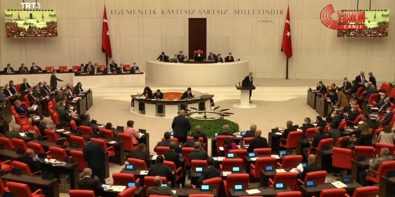 TBMM GENEL KURULU'NDA GÜNDEM 'BARINAMIYORUZ' EYLEMİ
