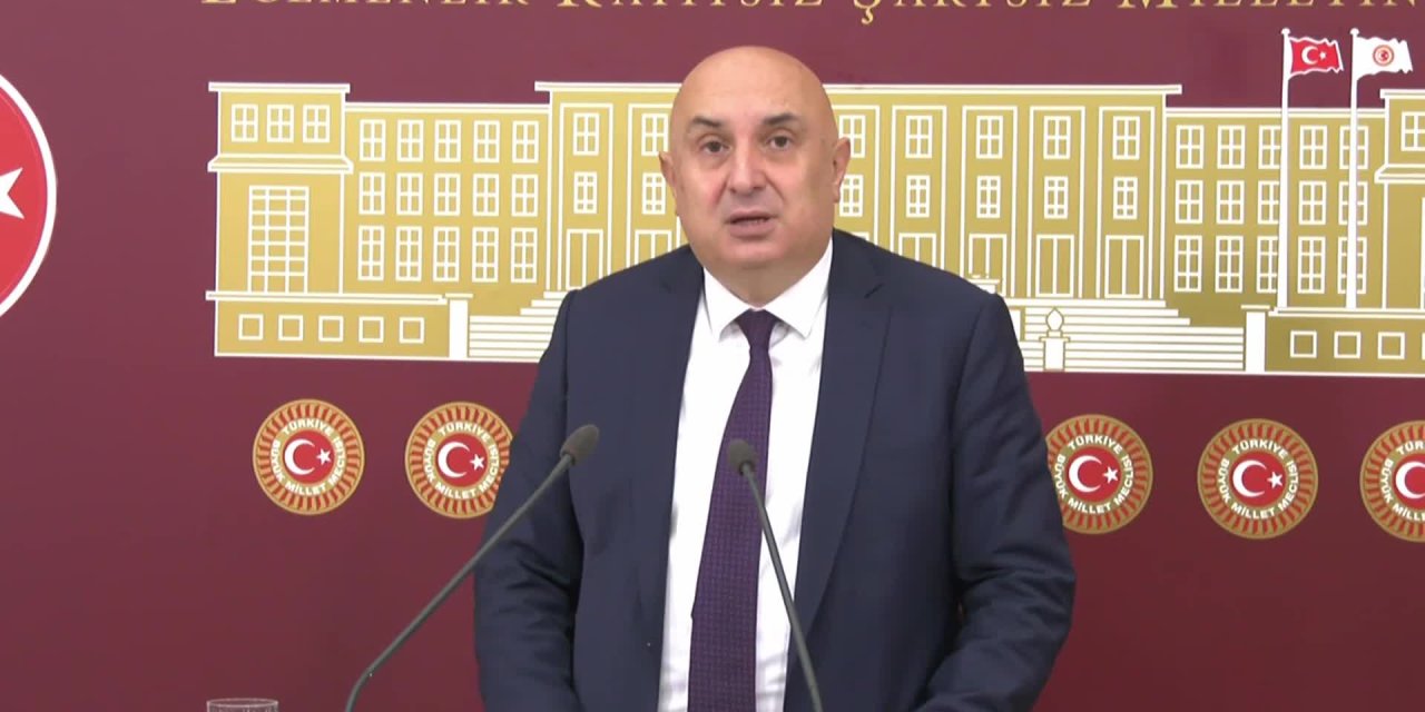 CHP’Lİ ÖZKOÇ’TAN “BARINAMIYORUZ” TEPKİSİ: "İÇİŞLERİ BAKANININ TEK BİR DÜŞMANI VAR, ÜNİVERSİTEDE OKUYAN GENÇLERİMİZ"