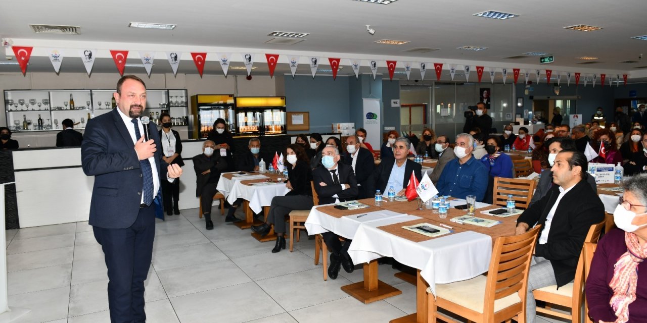 ÇİĞLİ'DE DİRENÇLİ KENTLER SEMPOZYUMU VE İKLİM EYLEM PLANI ÇALIŞTAYI YAPILDI