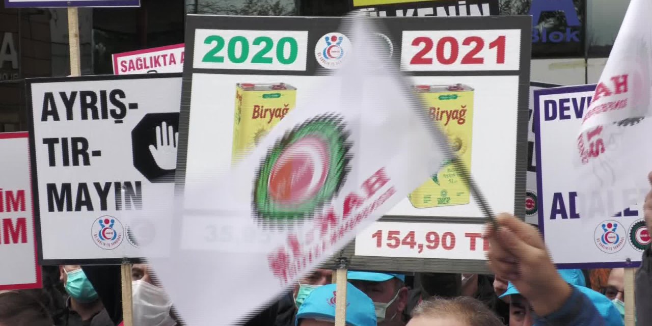 SAĞLIK ÇALIŞANLARINDAN 'ZAM' PROTESTOSU: "ALKIŞ DEĞİL, HAKKIMIZI İSTİYORUZ"