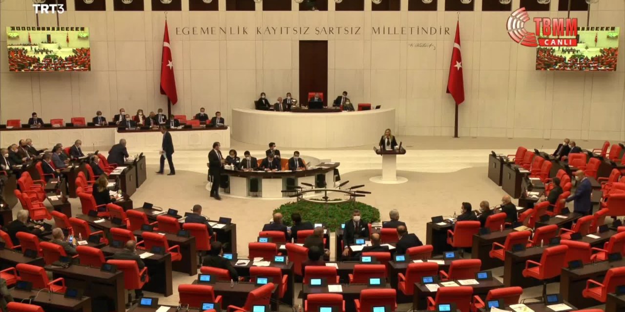 CESUR: "RTÜK'Ü SANSÜR ARACI OLMAKTAN ÇIKARMAMIZ LAZIM, EĞER DAHA İYİ DEMOKRASİ İSTİYORSAK"