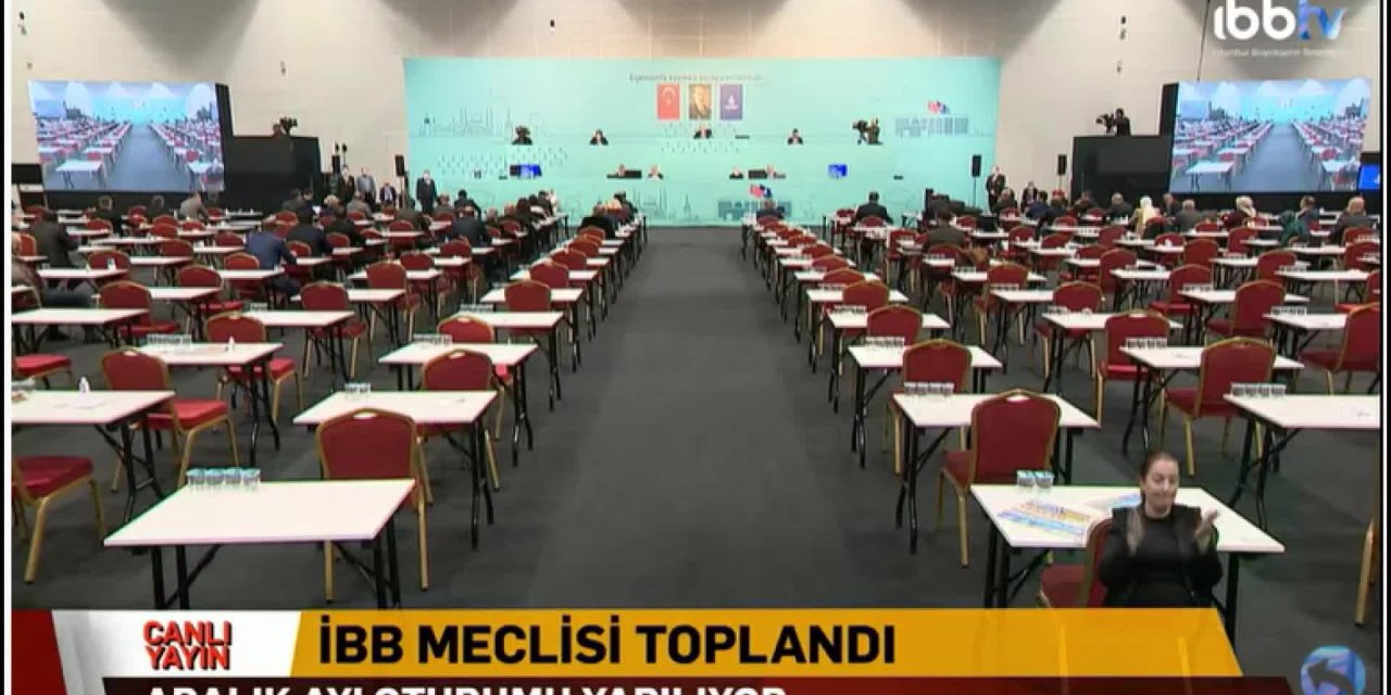 İBB MECLİSİ'NDE EKMEK KUYRUKLARI TARTIŞILDI: "BİR KURU EKMEĞE MUHTAÇ ETTİNİZ İNSANLARI"