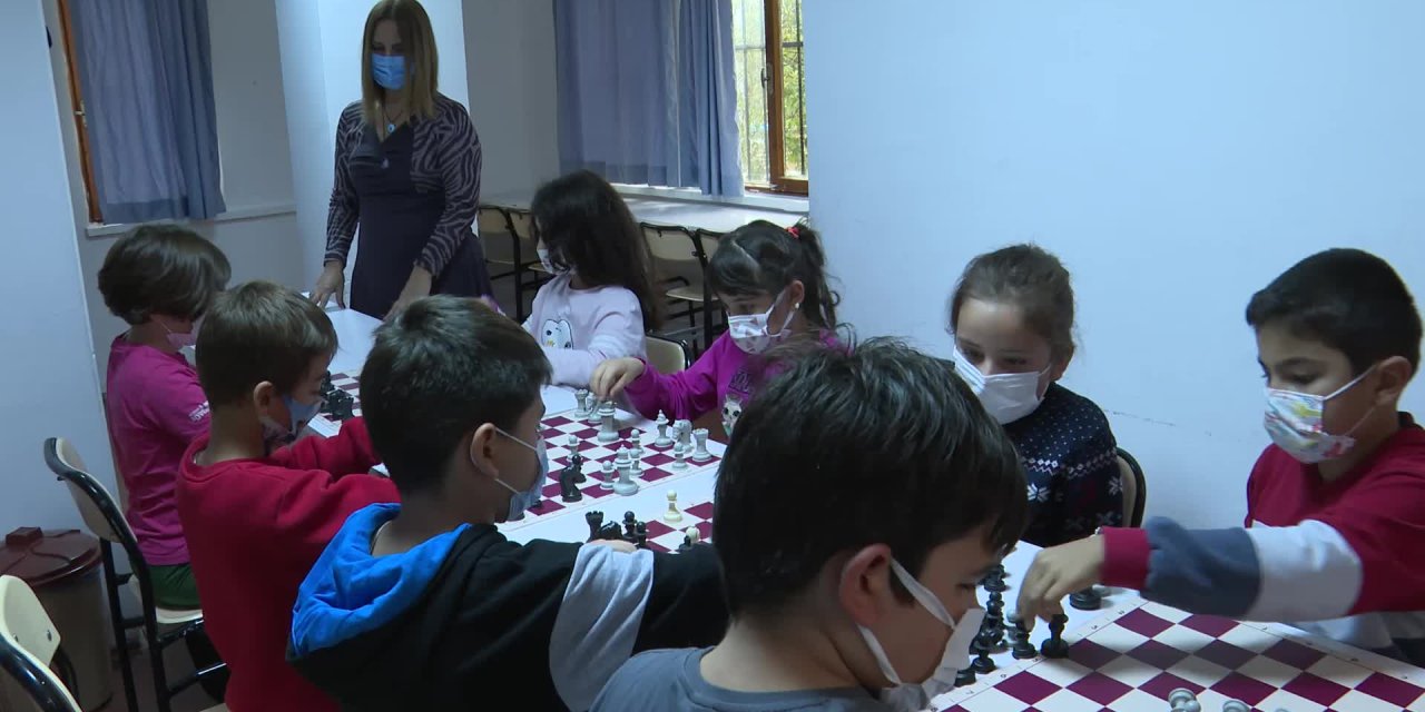 ANTALYA BÜYÜKŞEHİR'İN ATABEM KURSLARI DEVAM EDİYOR