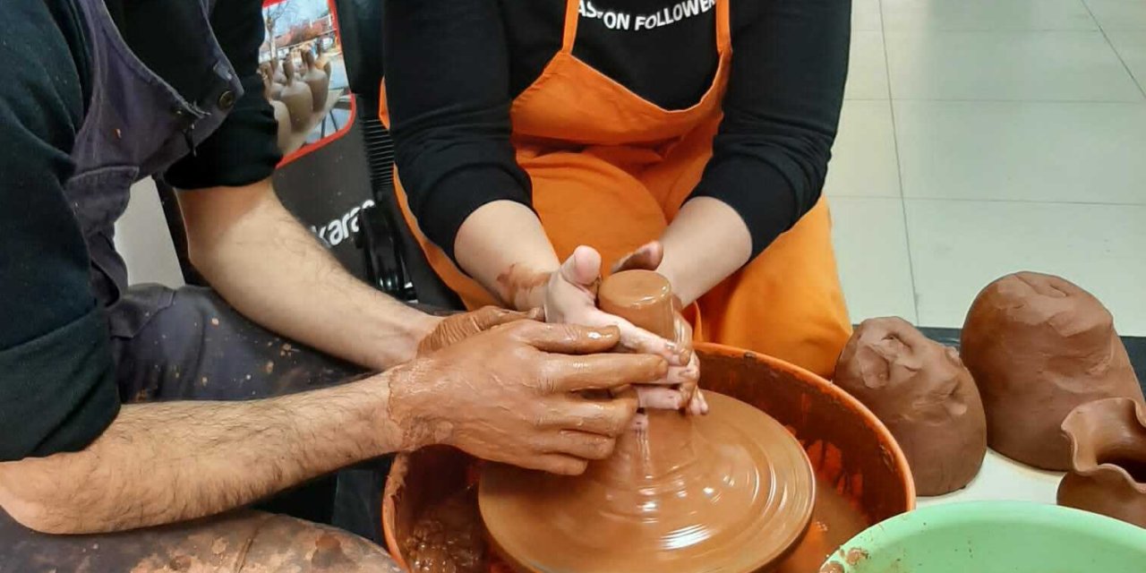 YEMİMAHALLE'DE ÇÖMLEK YAPIM EĞİTİMİ