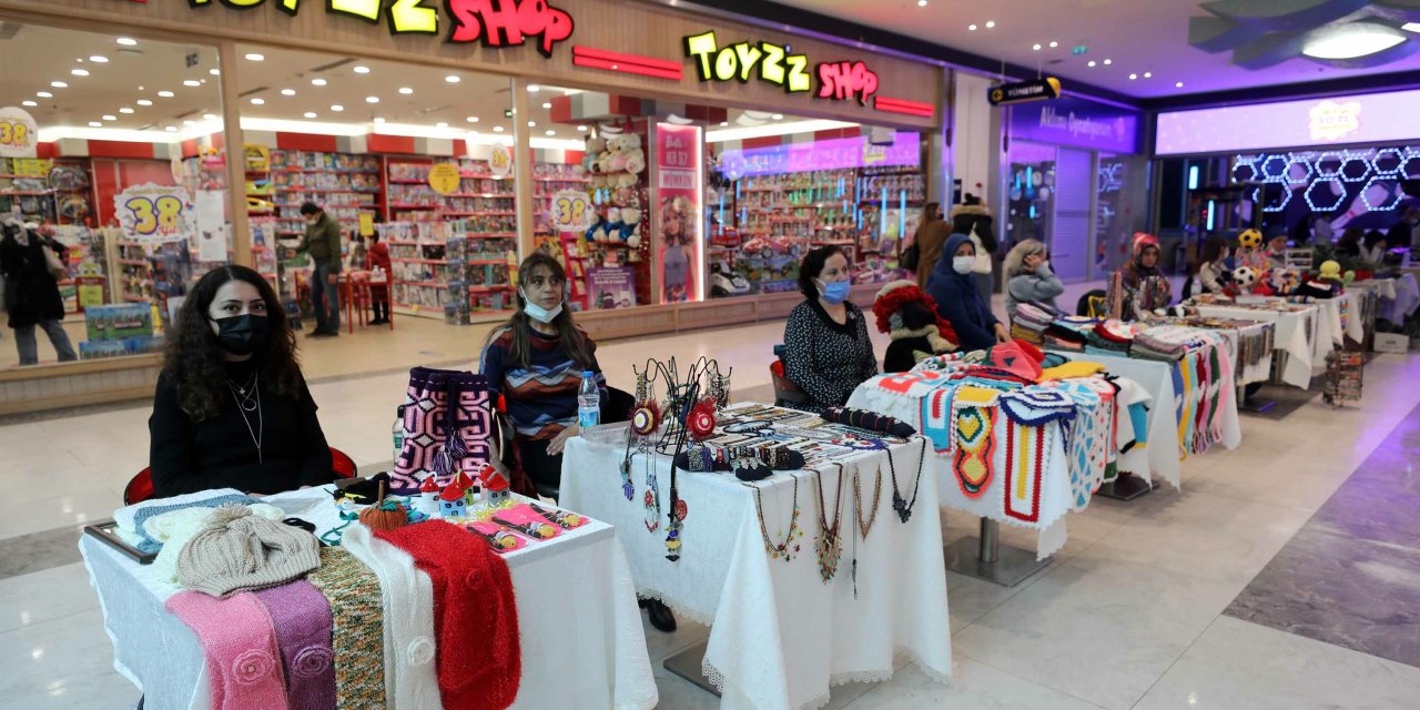 YENİMAHALLE KADIN EMEĞİ PAZARI AVM'YE TAŞINDI