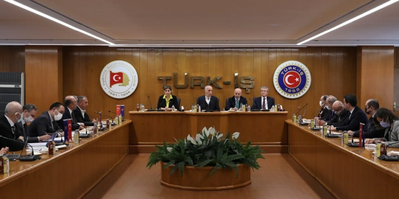 ASGARİ ÜCRET KOMİSYONU: YÜZDE 14 OLAN SGK PRİMİNİN 5 PUAN İNDİRİLMESİ TALEBİ ÜZERİNDE ÇALIŞILIYOR