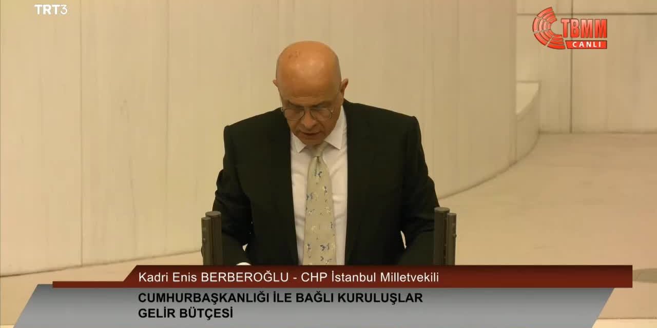 ENİS BERBEROĞLU: YALAN, DOLAN VE İFTİRA İLE BAŞARILI GÖSTERİLEN YÖNETİM GÖRMEDİM