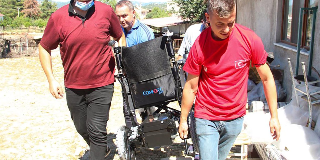 DÖŞEMEALTI BELEDİYESİ'NDEN EMEKLİ İŞÇİYE HASTA YATAĞI