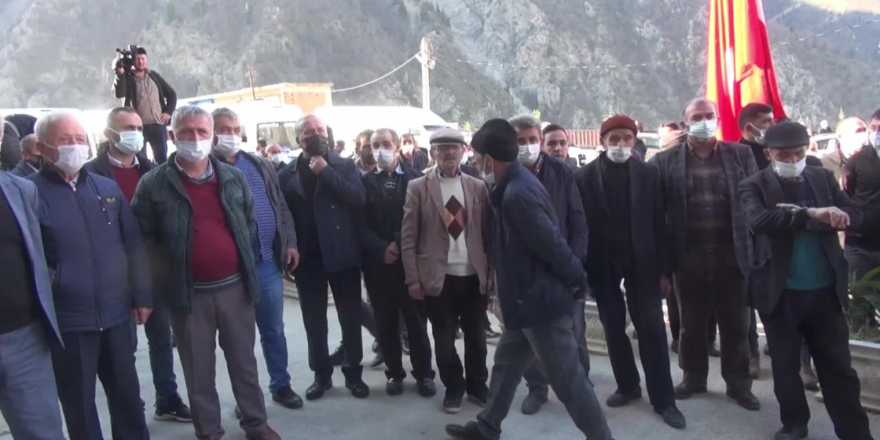 KÜRTÜN'DE 'SINIR İHLALİ' PROTESTOSU