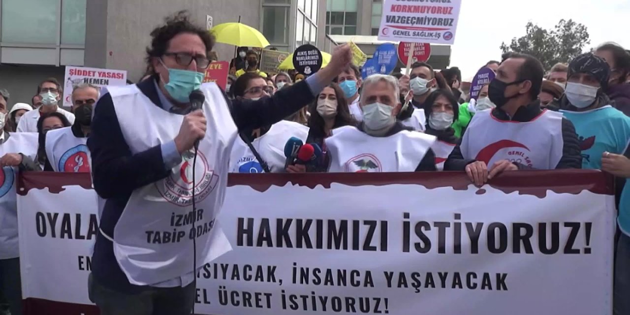 SAĞLIK ÇALIŞANLARI İZMİR'DE İŞ BIRAKTI: "OYALAMA DEĞİL, HAKKIMIZI İSTİYORUZ"