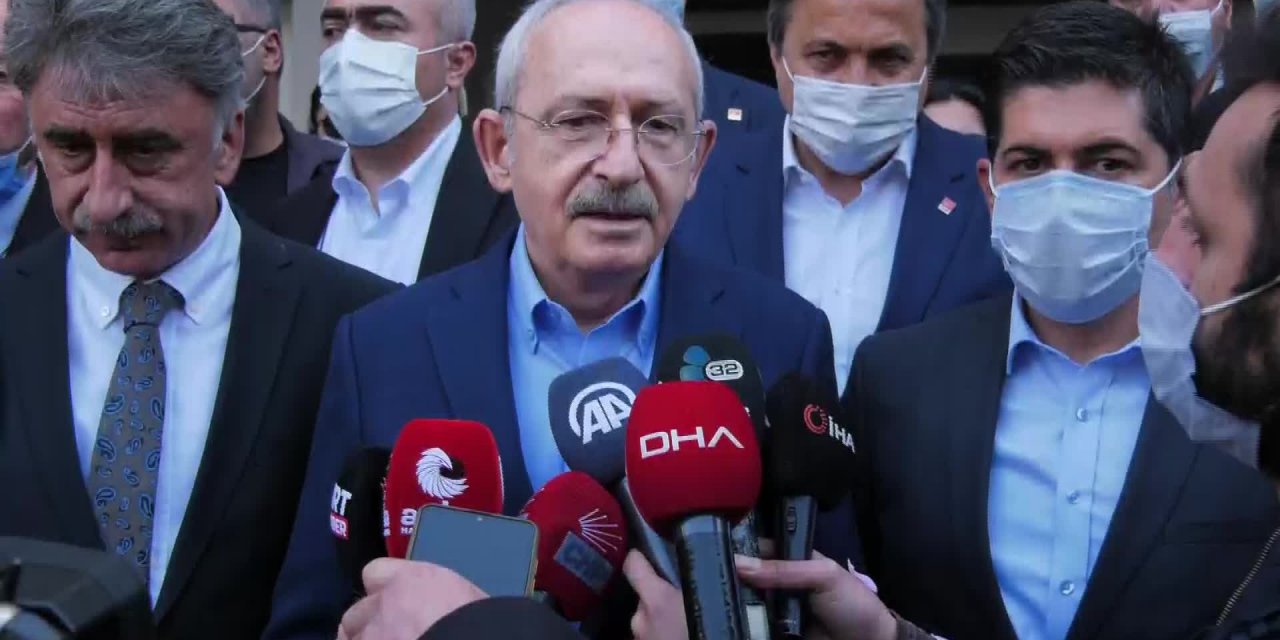 Kaçak Mülteci Taşıyan Minibüs Kaza Yaptı; 17 Yaralı