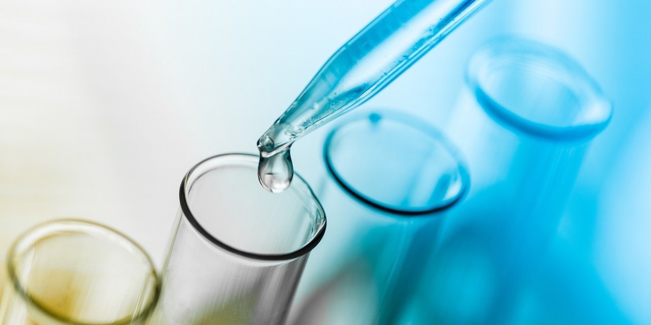SANOFİ VE GSK, COVID-19 AŞI ADAYLARININ, TEK BİR PEKİŞTİRME DOZUNUN GÜÇLÜ BAĞIŞIKLIK KAZANDIRDIĞINI DUYURDU