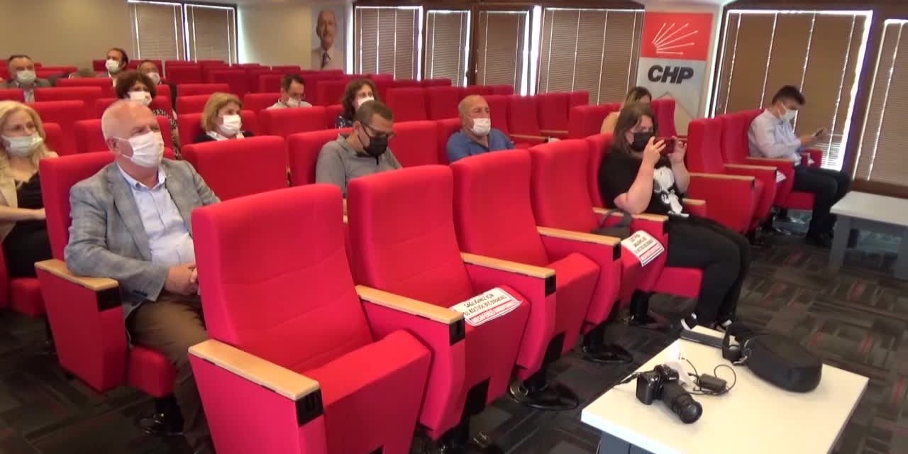 Çalınan Otomobil Sulama Kanalında Bulundu