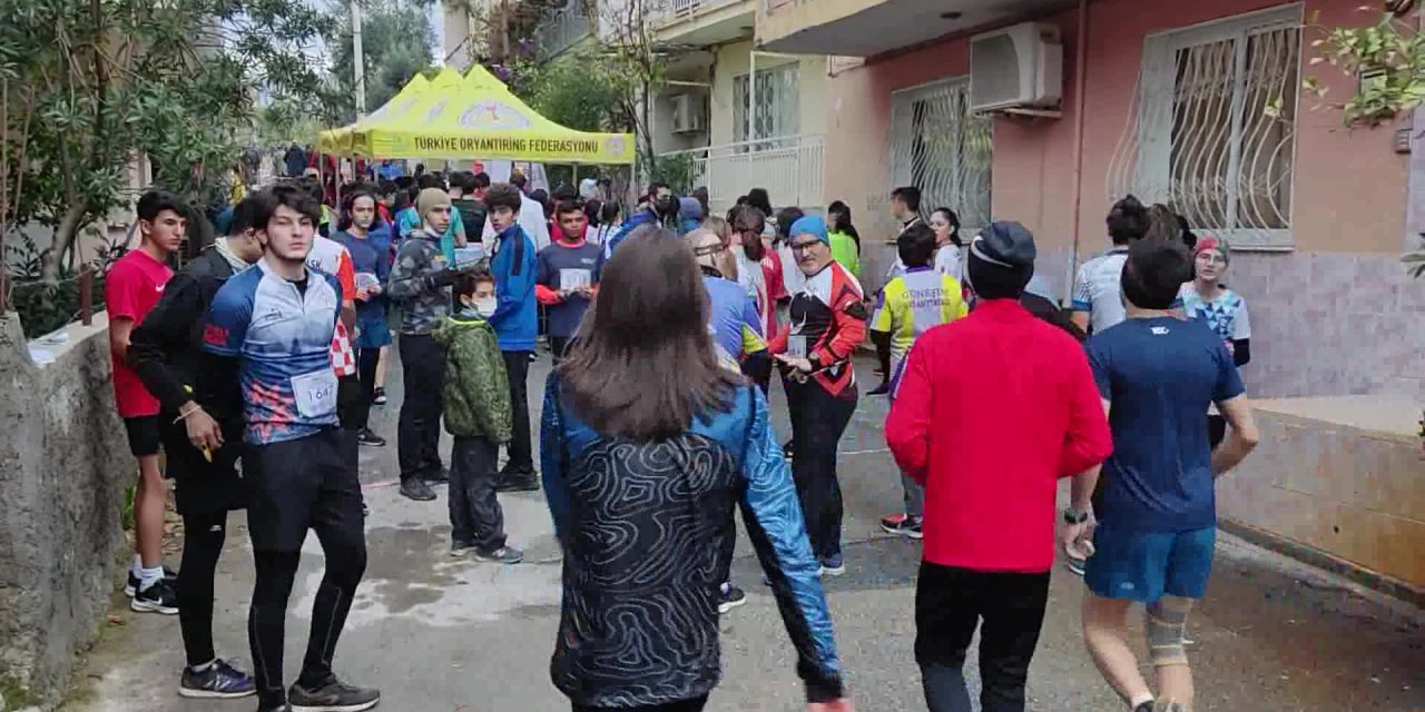 KARŞIYAKA, BİN 782 SPORCUYA EV SAHİPLİĞİ YAPTI