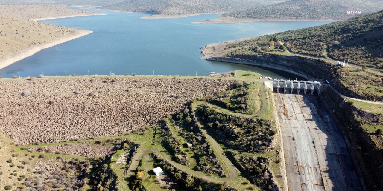 İZMİR'DE ETKİLİ OLAN YAĞIŞLAR EN ÇOK GÜZELHİSAR BARAJI'NA YARADI