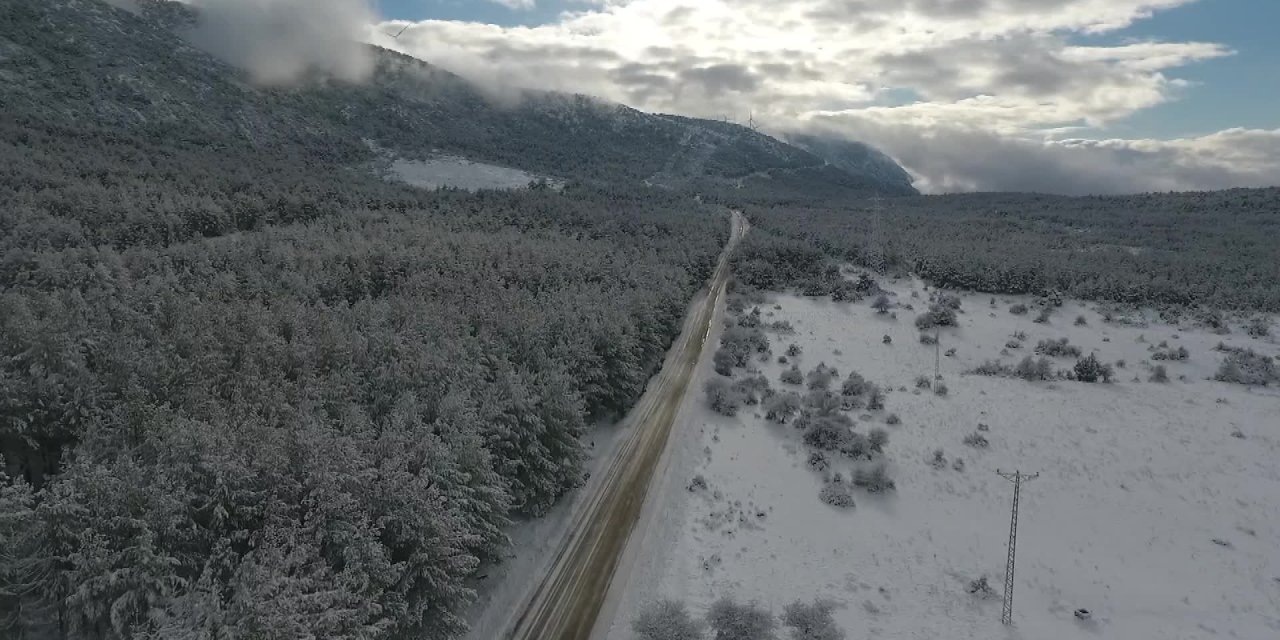 KARLA KAPLI YOLLAR BÜYÜKŞEHİR EKİPLERİNCE AÇILDI