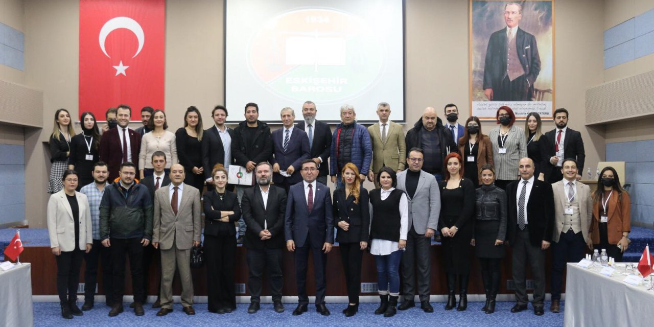 ESKİŞEHİR'DE YEREL BASIN AYRIMCI DİLE KARŞI TAAHÜTNAME İMZALADI