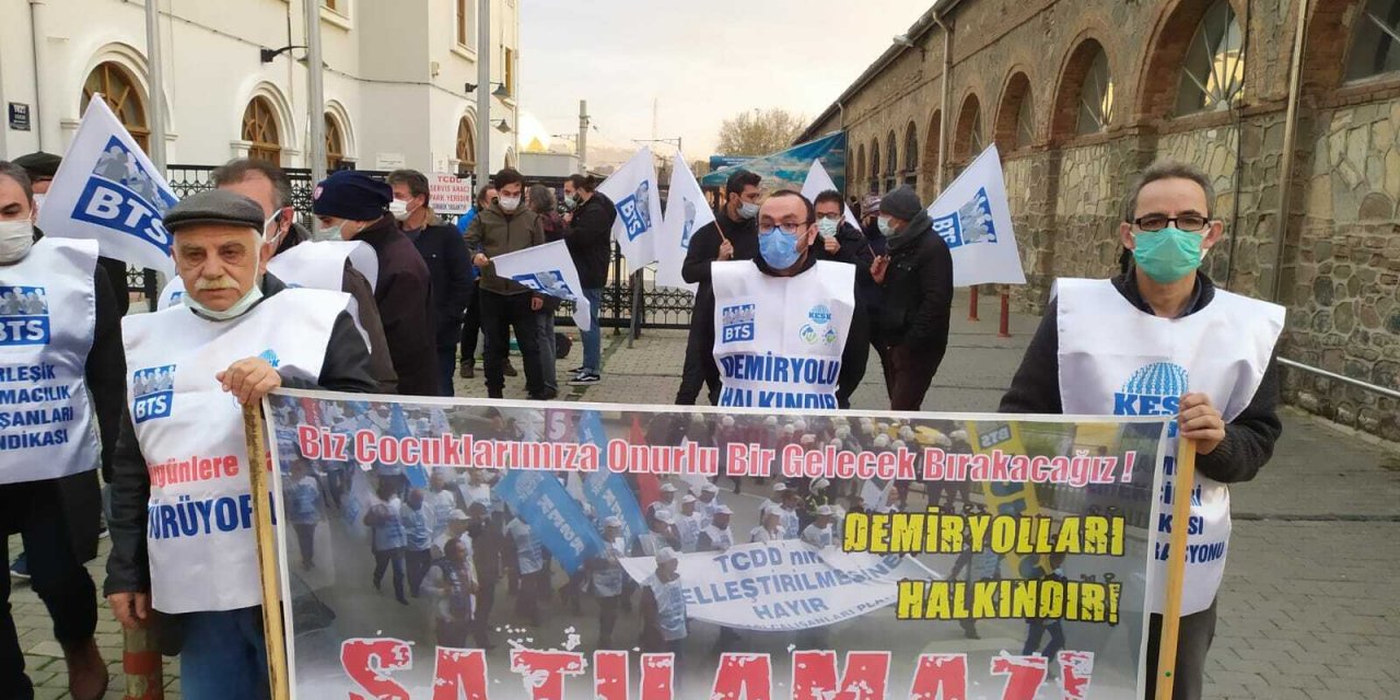 DEMİRYOLU İŞÇİLERİ: TCDD'DE KURULACAK HOLDİNGİN ORGANİZASYON ŞEMASI BİLEREK SIZDIRILDI, ARTIK ÖZELLEŞTİRME KAPIDA